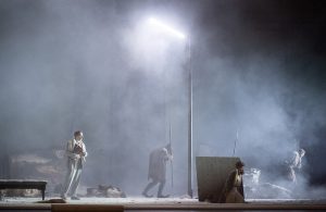 Operkritik "Violetter Schnee" präsentiert von schabel-kultur-blog.de