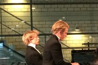 Konzertkritik Lucas und Arthur Jussen präsentiert von www.schabel-kultur-blog.de