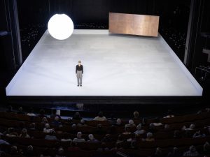 Bochum – Johan Simons „Hamlet“-Inszenierung  beim „Virtuellen Berliner Theatertreffen 2020″