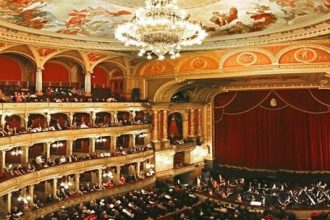 Gyöngyös´Weltpremiere "Der Meister und Margarita" präsentiert von www.schabel-kultur-blog.de