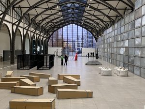 Berlin – „Church for Sale“ – eine überaus interessante Ausstellung im Hamburger Bahnhof