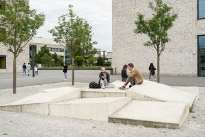"Kunst und Bau, Perspektiven aus NRW" präsentiert von www.schabel-kultur-blog.de
