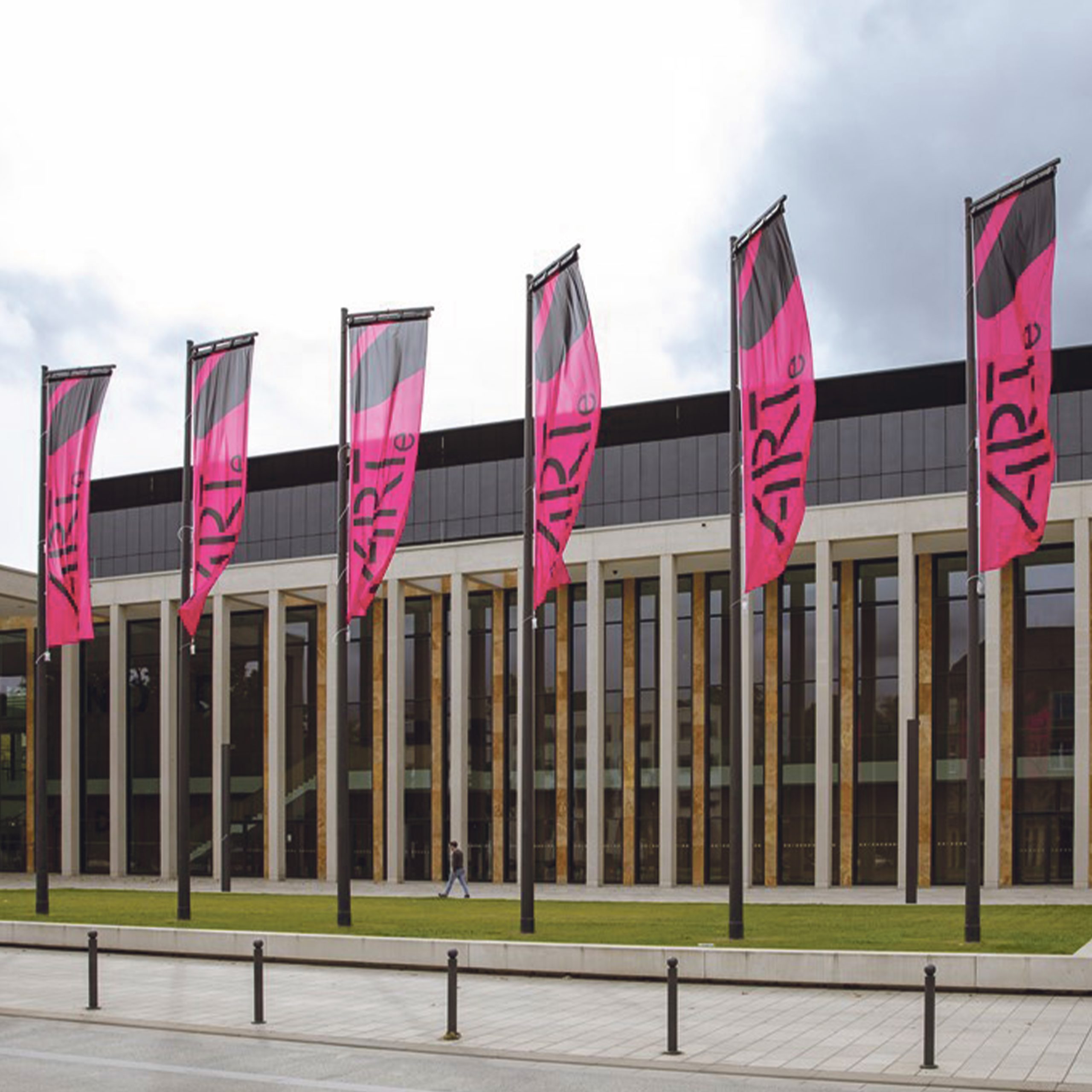 Wiesbaden – ARTe Wiesbaden – Renommierte Kunstmesse als Erlebnistage im Rhein-Main CongressCenter