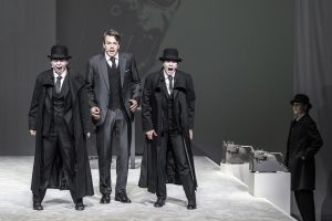 Theaterkritik Kafkas "Der Prozess" im Landestheater Niederbayern präsentiert von www.schabel-kultur-blog.de