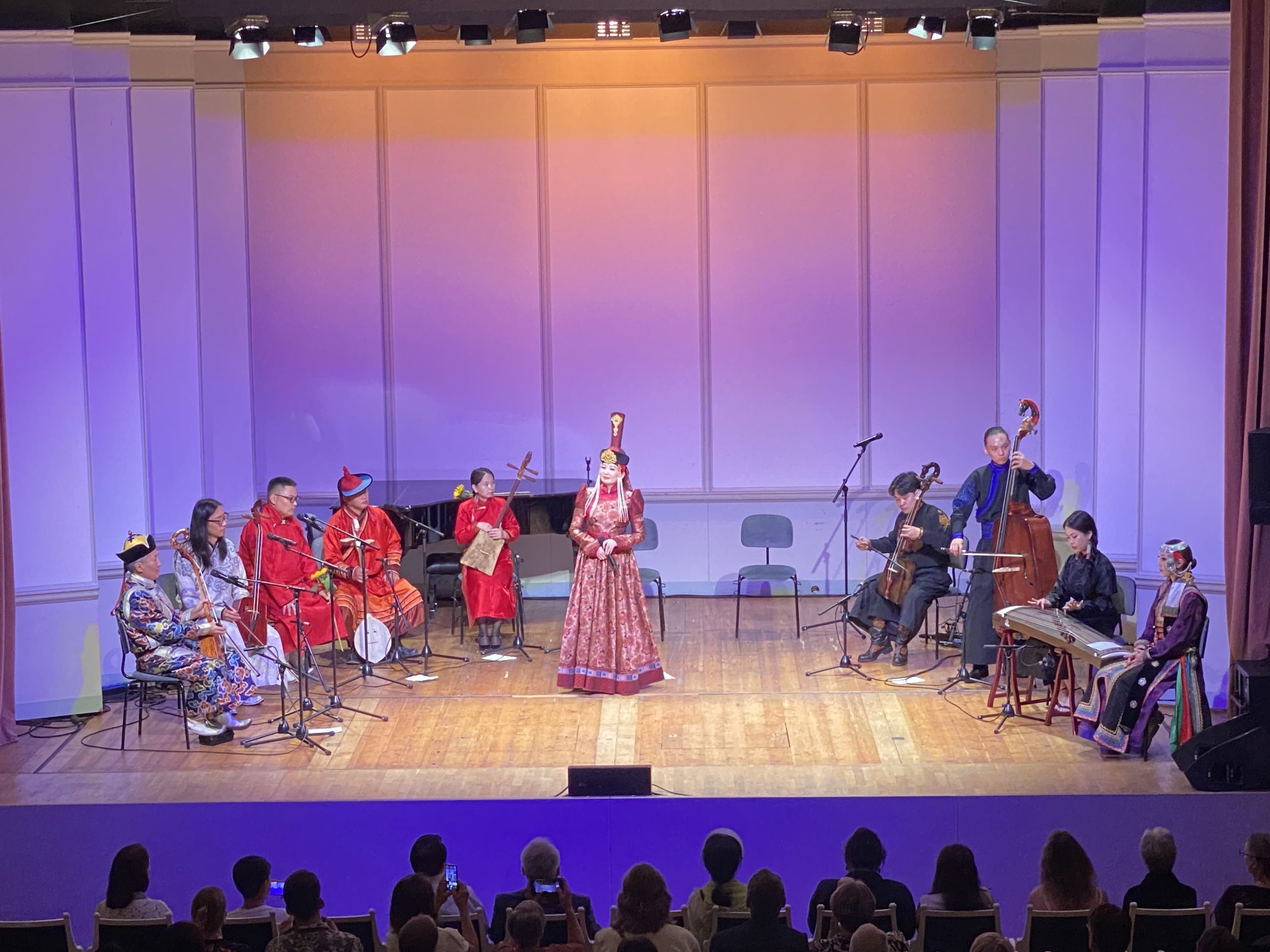 Berlin – „Klänge der Steppe“ – traditionelle Musik aus der Mongolei im Konzerthaus