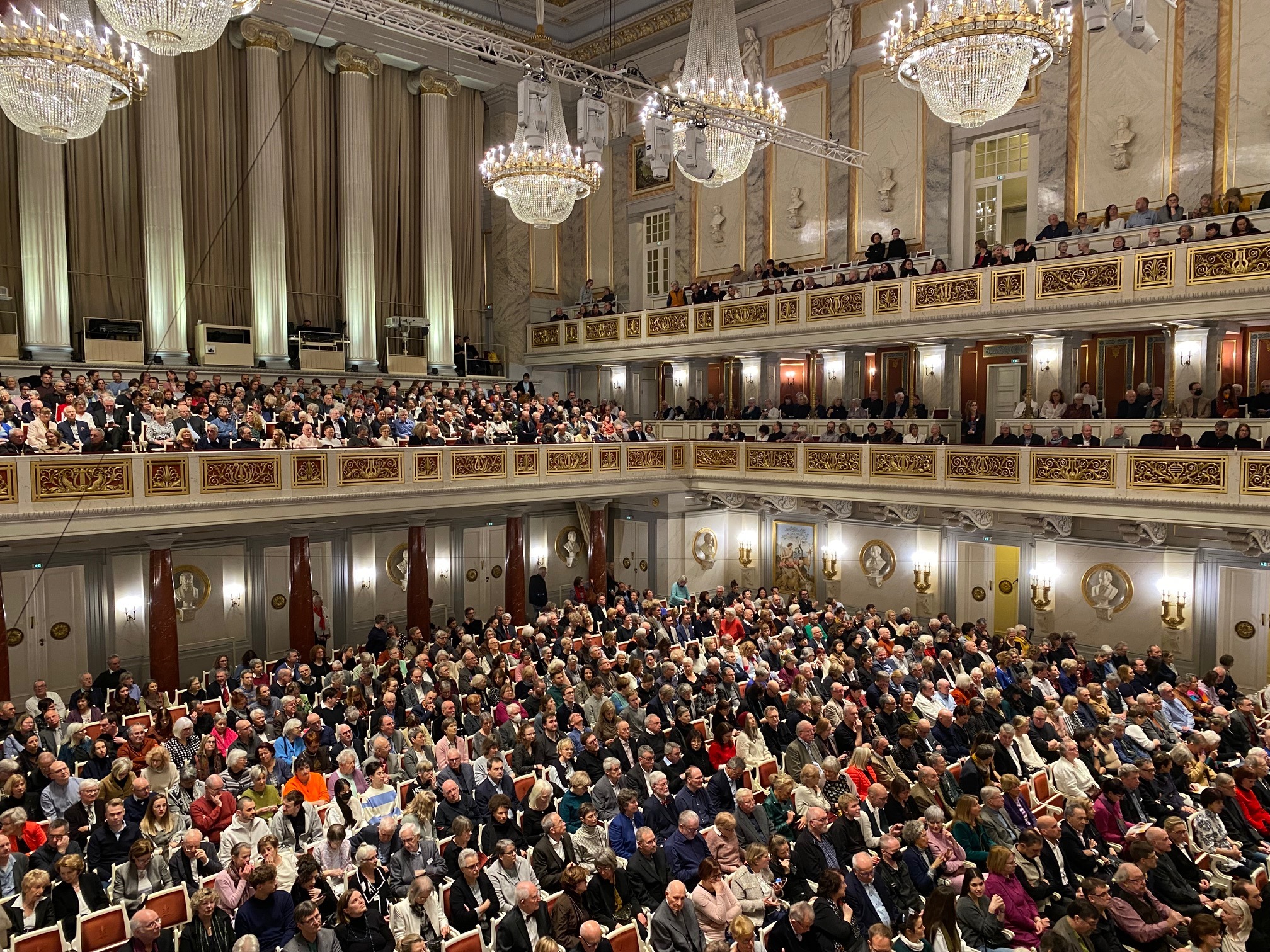 Berlin – „Gubaidulina, Schostakowitsch, Tschaikowsky“ – umjubelt im Konzerthaus