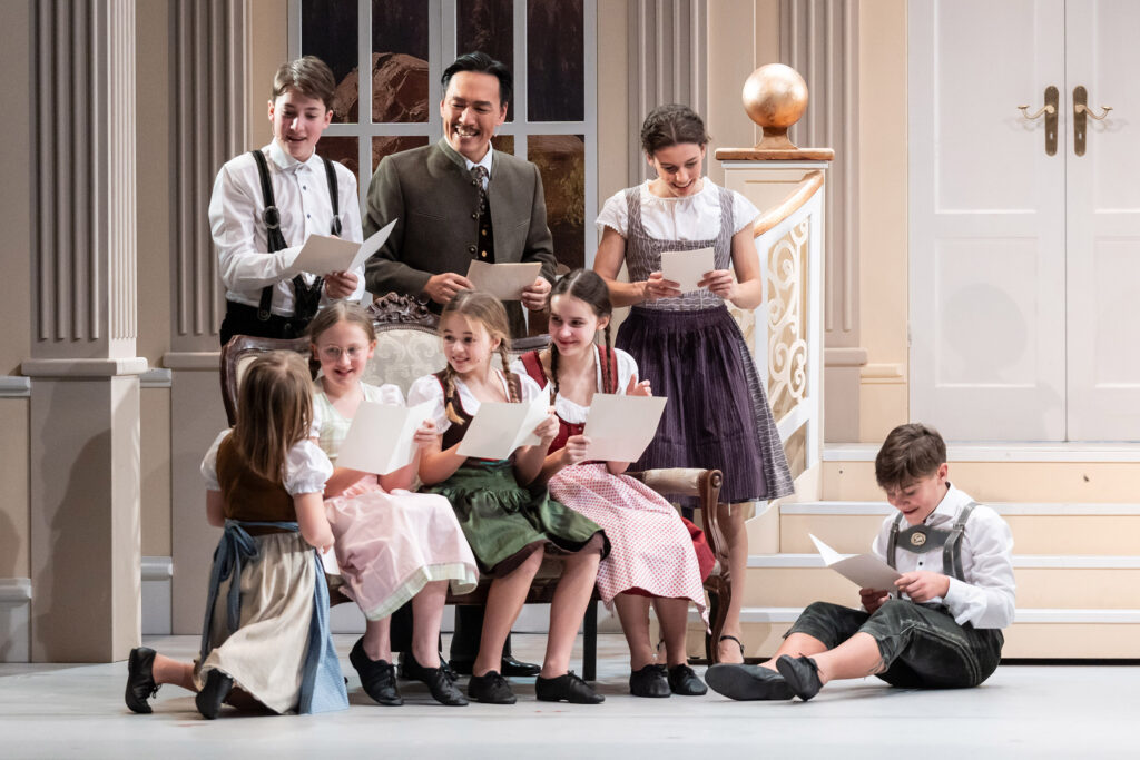 Musicalkrtiik "The Sound of Music" im Landestheater Niederbayern präsentiert von www.schabel-kultur-blog.de