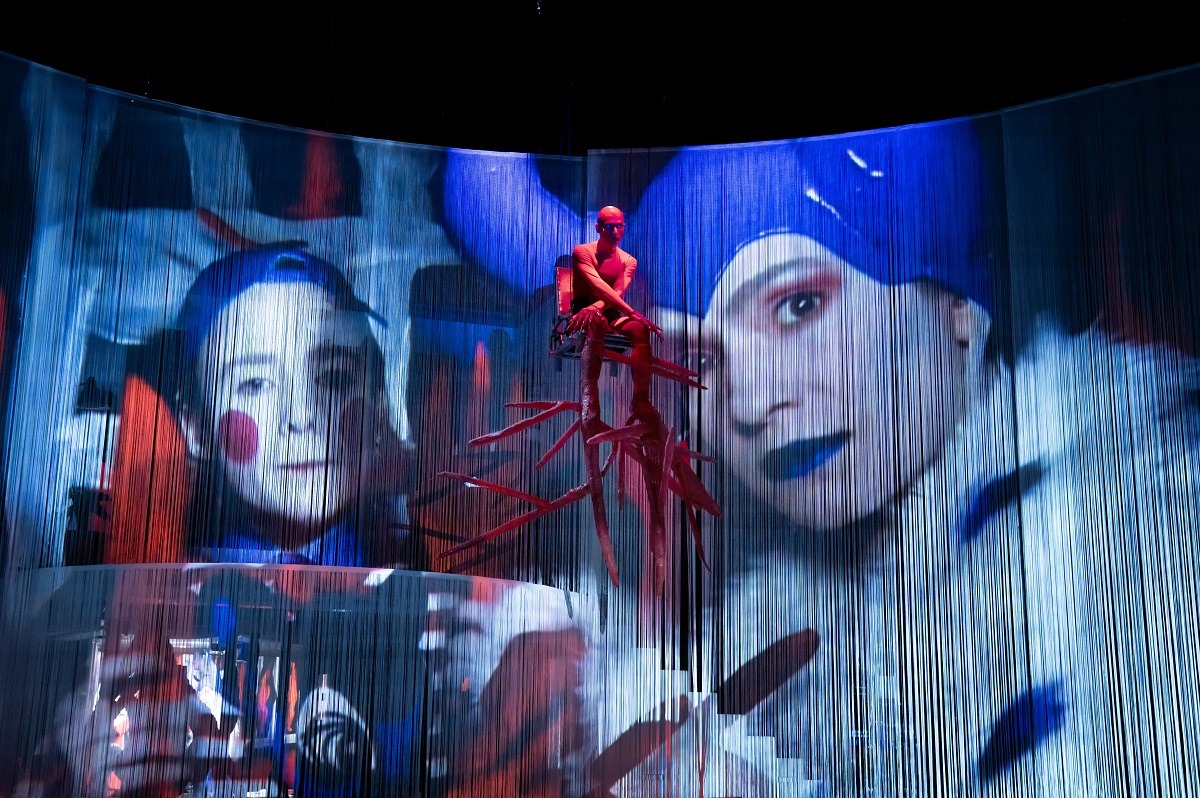 Berlin – Standing Ovations für Jan Friedrichs „Blutbuch“ am Theater Magdeburg beim Berliner Theatertreffen