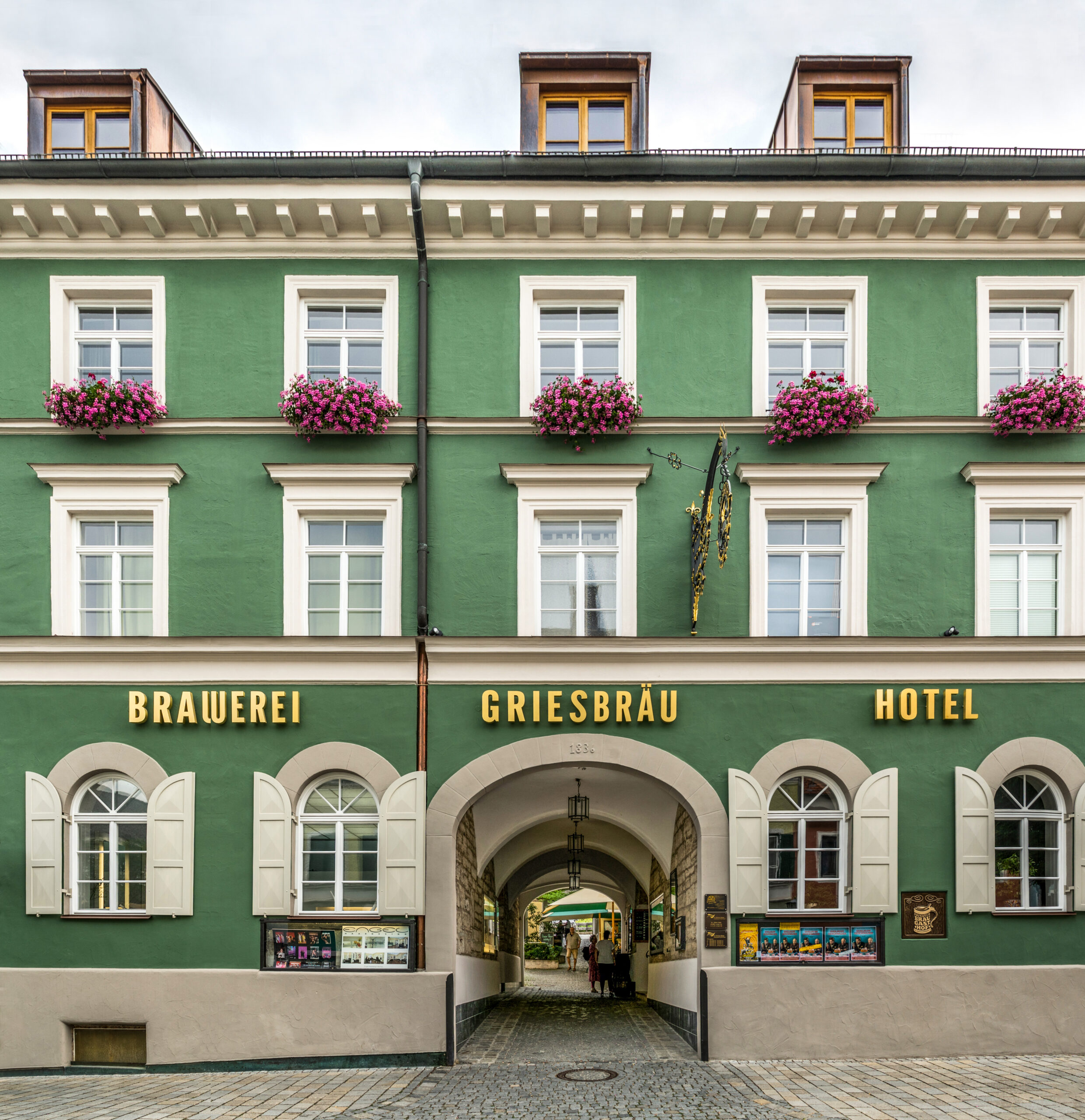 Bayern – „Der Griesbräu“ in Murnau – eine Rarität, wo das Bier noch handgebraut wird