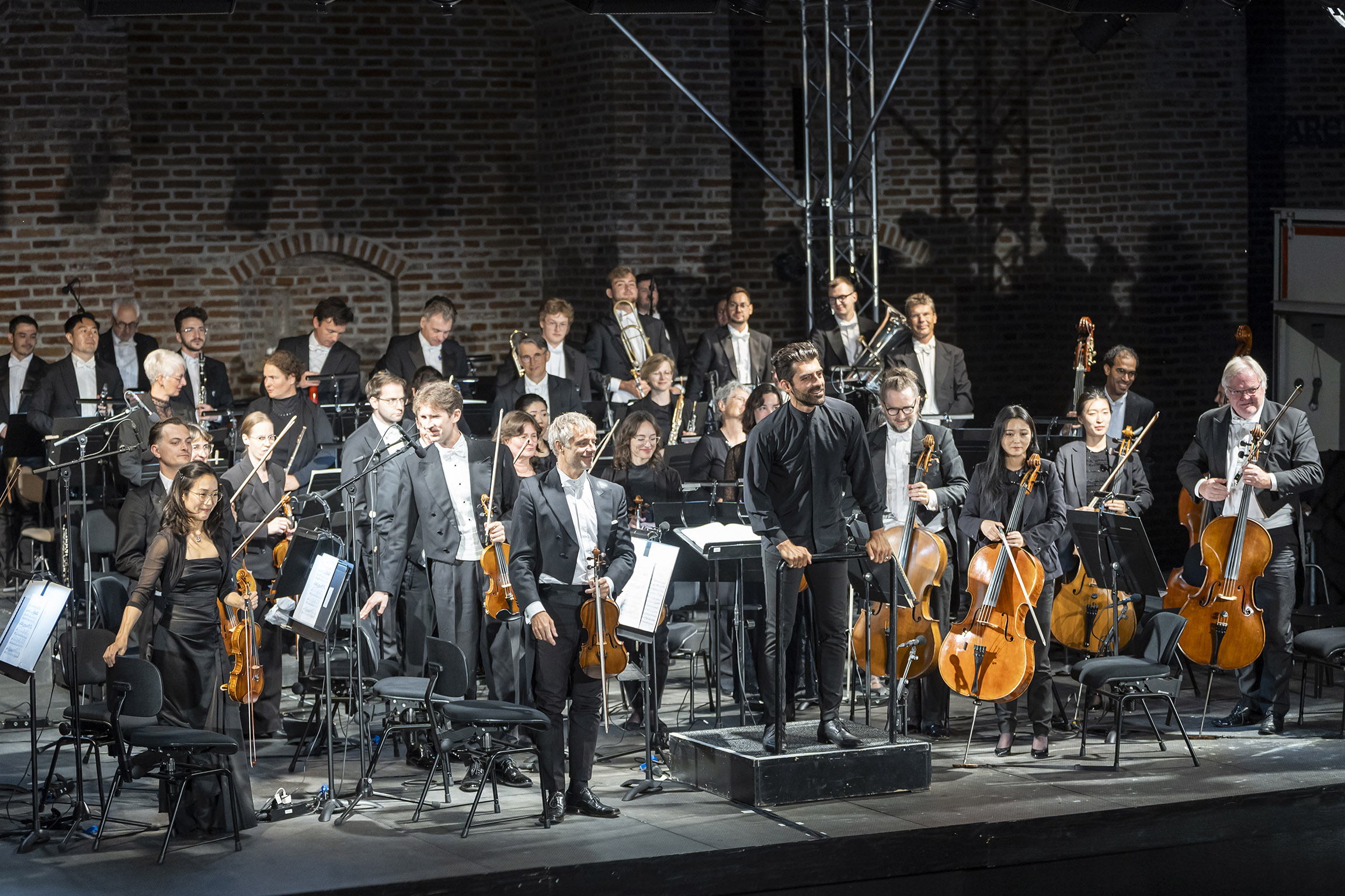 Bayern – „Sommernachtszauber“ – ein grandioses Konzert bei den Burgenfestspielen des Landestheater Niederbayern
