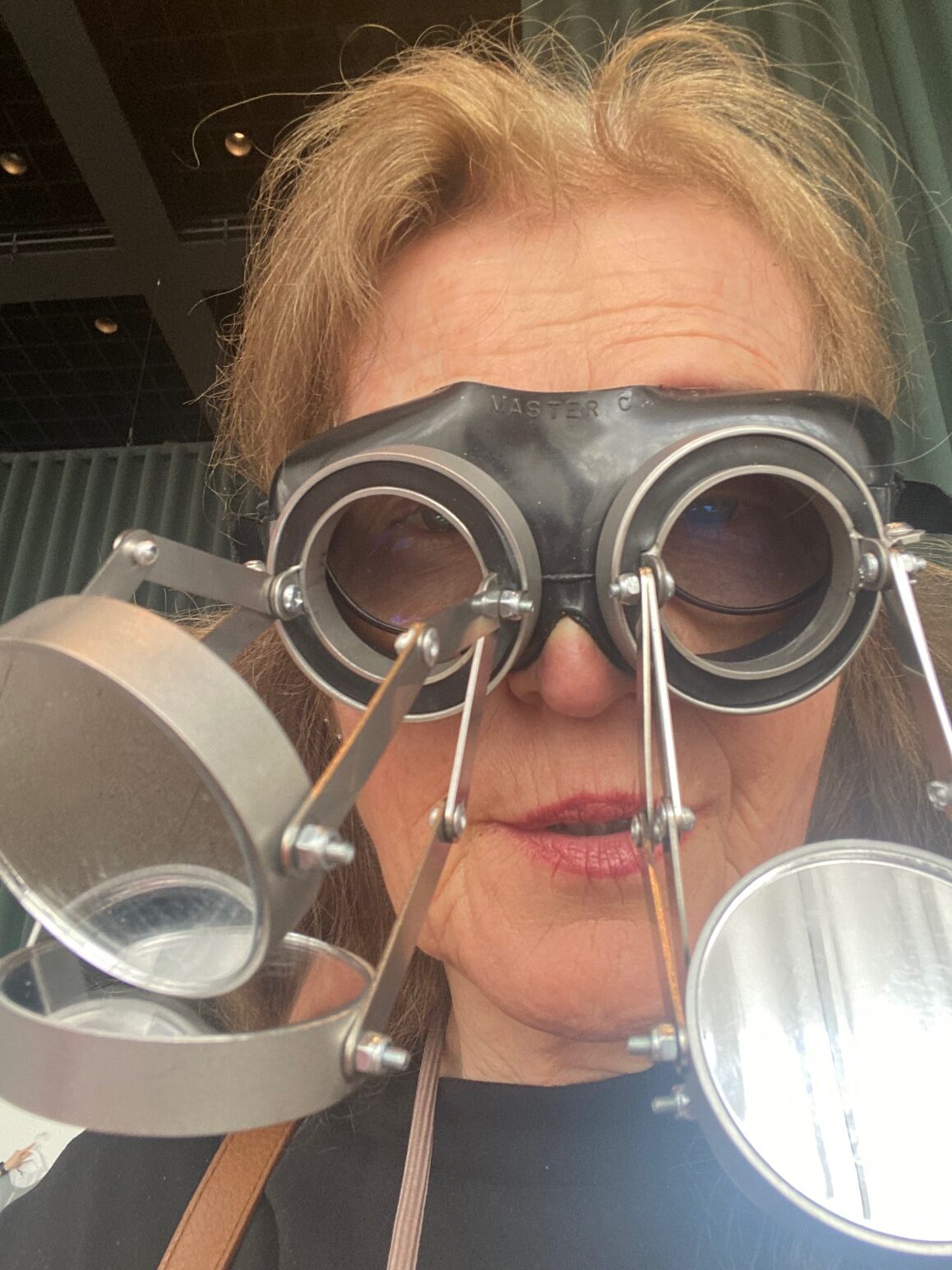 Berlin – „Lygia Clark. Retrospektive“ in der Neuen Nationalgalerie – eine Ausstellung zum Mitmachen und sinnlichen Erleben