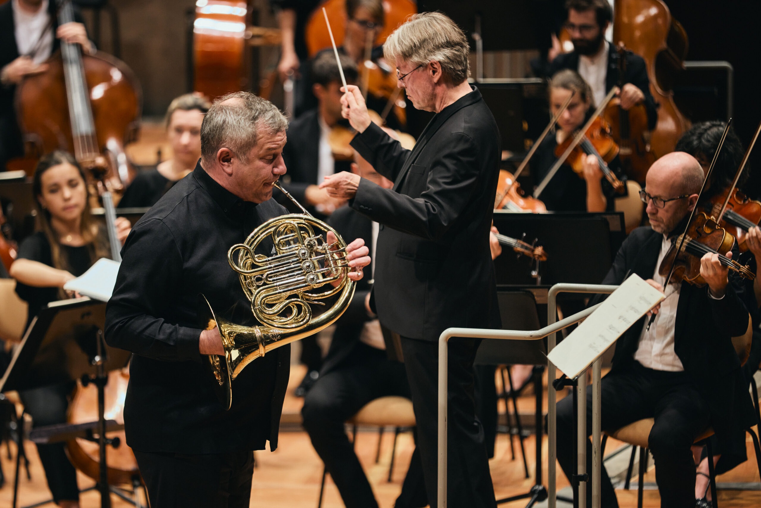 Berlin – Mit Kompositionen von „Berio, Salonen, Sibelius“  präsentiert das Orchestre de Paris unter der Leitung von Esa-Pekka Salonen beim Musikfest Berlin ein spannendes Programm