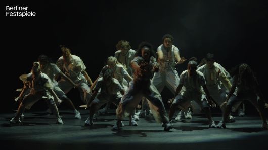 Berlin – „Gravity“ – ein Hip-Hop-Gastspiel der National Youth Dance Company (NYDC) aus Großbritannien beim 12. „Tanztreffen der Jugend“