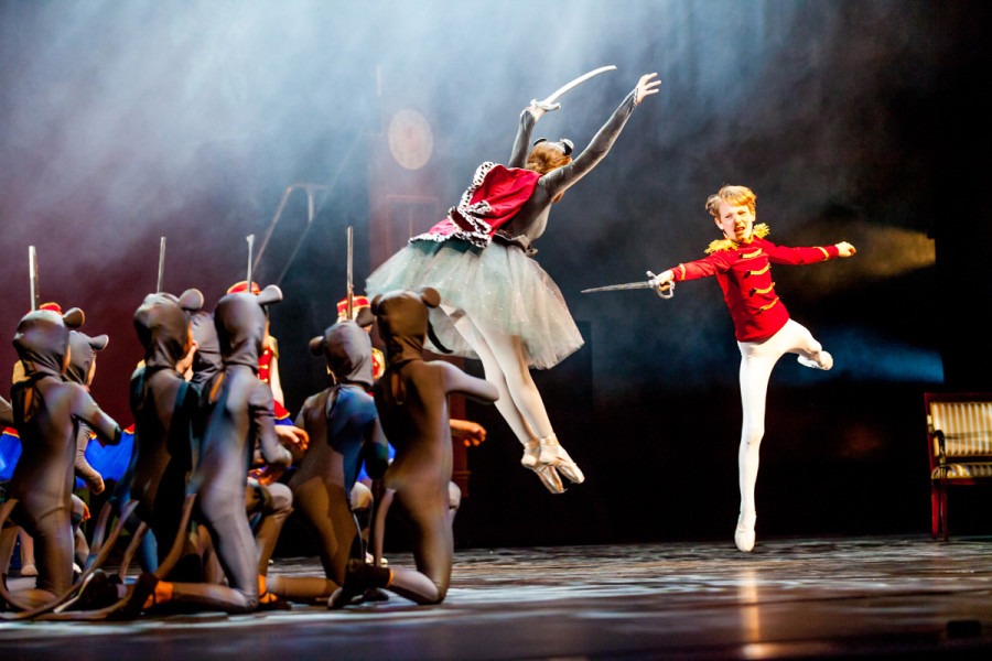 Berlin – Tschaikowskis „Der Nussknacker“ – wunderbare Einstimmung auf das Weihnachtsfest getanzt von der Kinder Ballett Kompanie Berlin