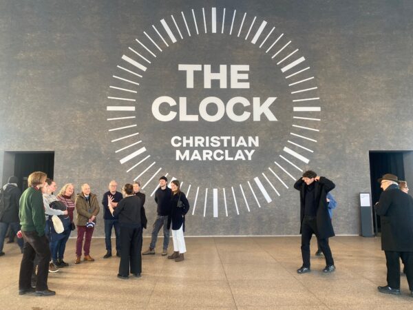 Berlin – „Christian Marclay. The Clock“ – die weltberühmte Filmcollage in der Neuen Nationalgalerie