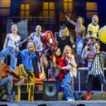 Musicalkritik von "Wir sind am Leben" im Theater des Westens Berlin präsentiert von www.schabel-kultur-blog.de