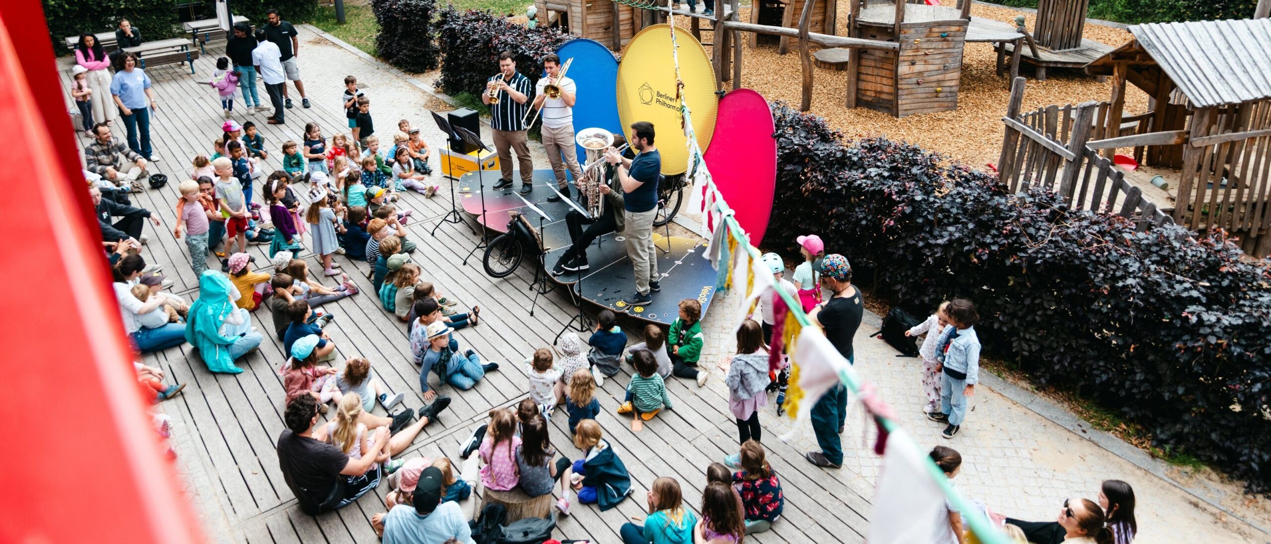 Berliner Philharmoniker 2026 in Salzburg – Gratis-Minikonzerte bei den Osterfestspielen