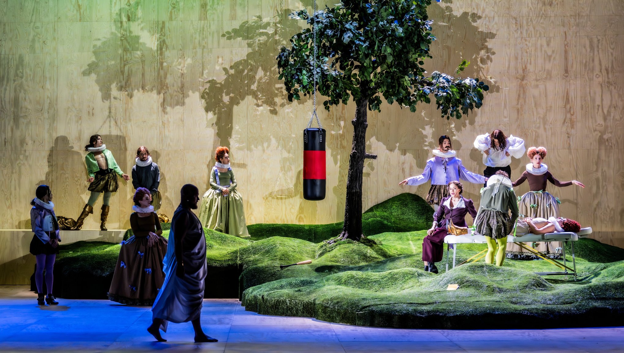 Virginia Woolfs „Orlando“ an der Komischen Oper – Kritik zu Olga Neuwirths Opernversion in Berlin 2026