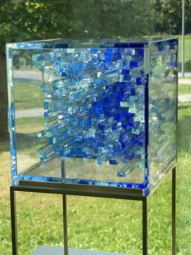 Glasmuseum Frauenau – Ausstellungsbericht über die aktuellen Ausstellungen der Glaskünstlervereinigung NRW e.V. und über die Glaswerkstätte Cornelius Réer