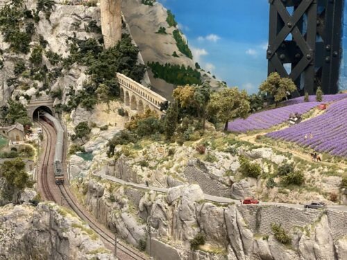Miniatur Wunderland Hamburg – 25 Jahre zwischen Faszination und Massentourismus 